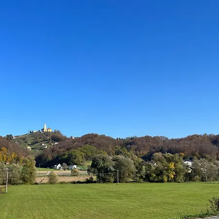 Romeo & Julija, Near Terme Olimia, Free Parking アパート ポドチェトルテク