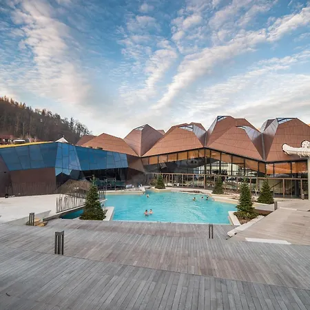 Romeo & Julija, Near Terme Olimia, Free Parking