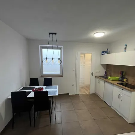 Romeo & Julija, Near Terme Olimia, Free Parking, Ac, Free Wifi *