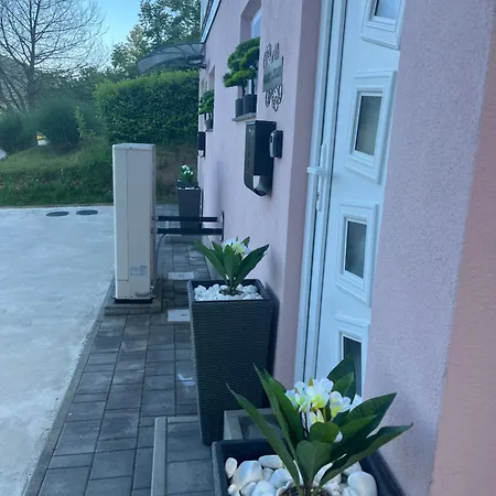 Romeo & Julija, Near Terme Olimia, Free Parking Подчетртек